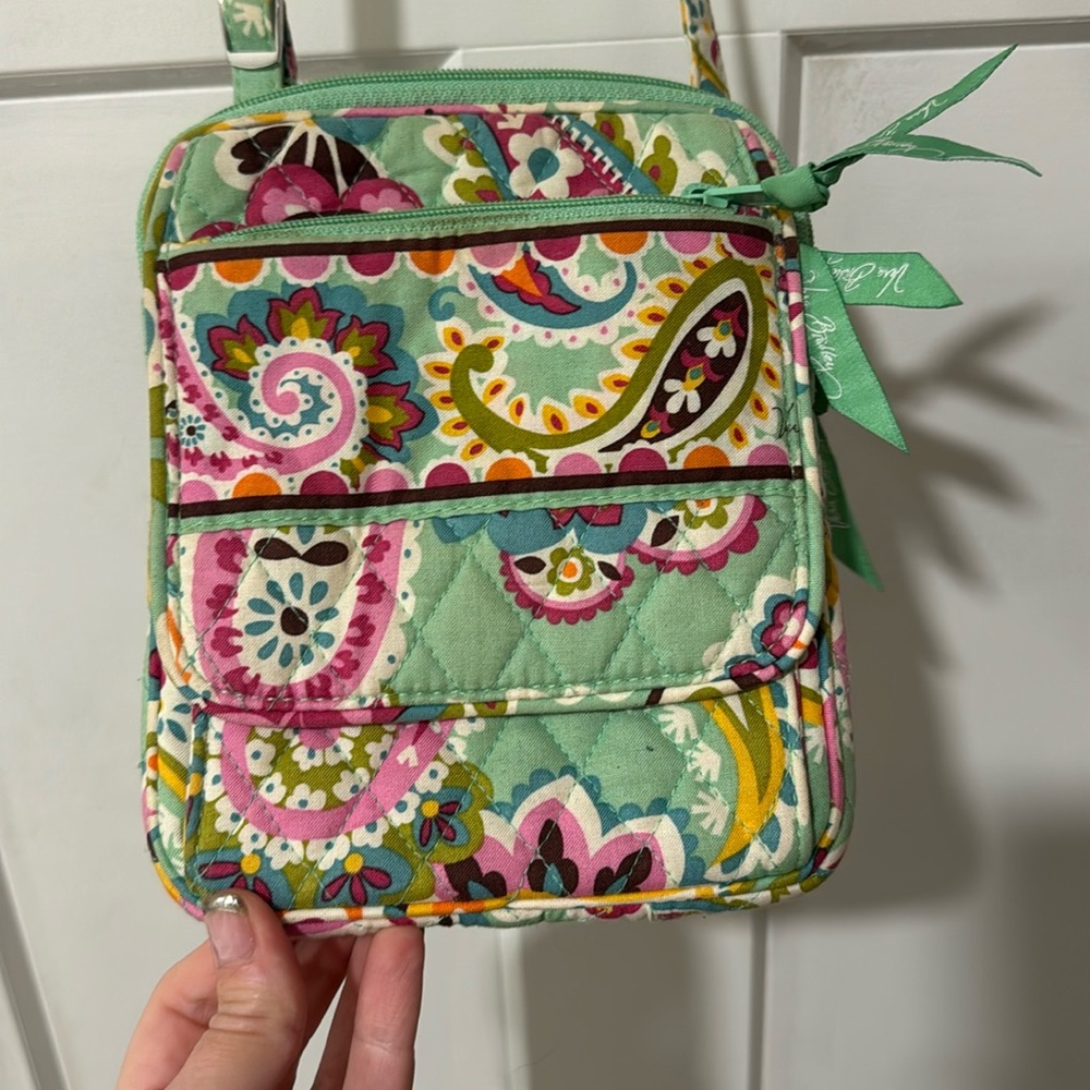 Vera Bradley wallet cross body mini hipster bag. Beautiful Floral colors